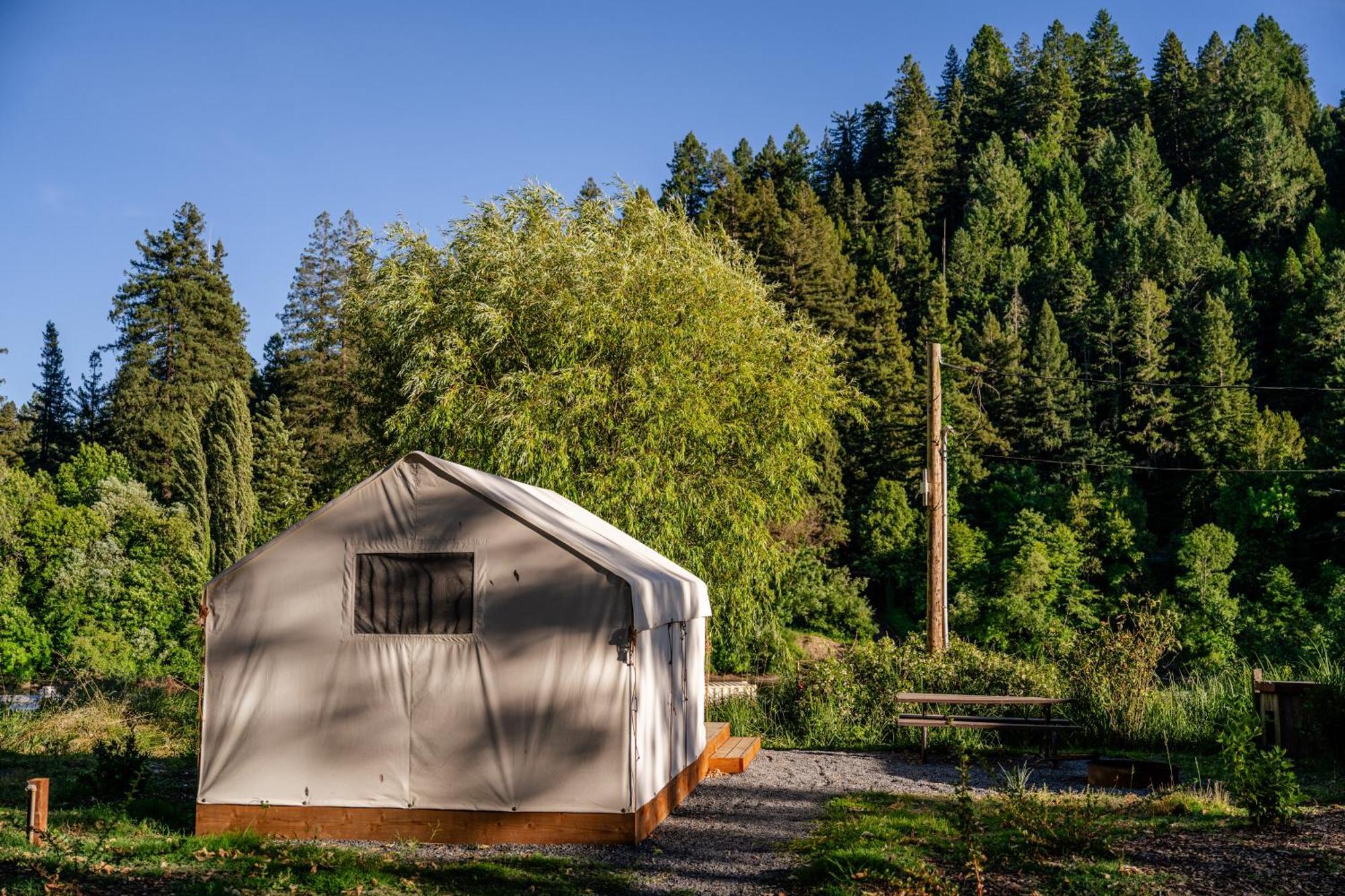 Johnson'S Beach Cabins And Campground Guerneville Dış mekan fotoğraf